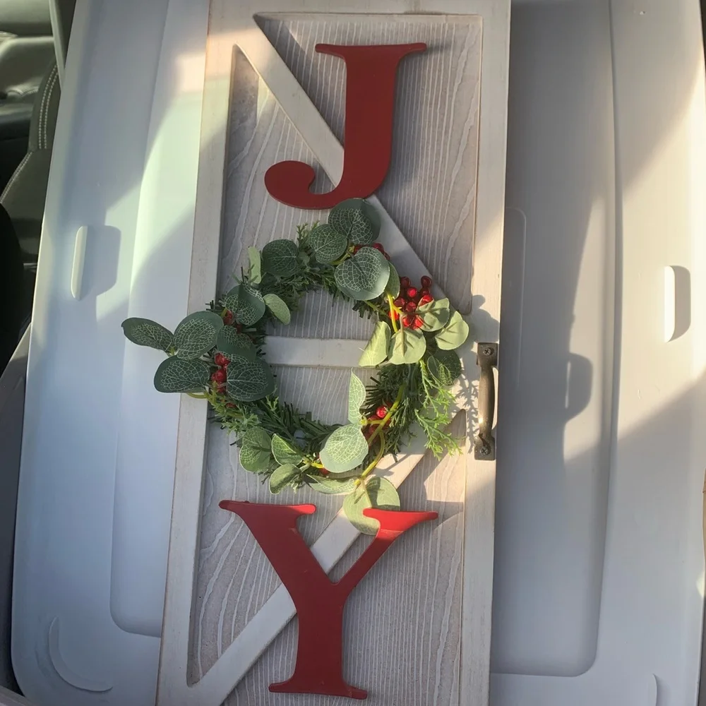 Red and Green Holiday Joy Sign
